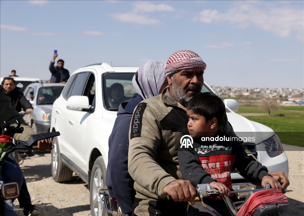 بين الألم والأمل.. أهالي "الشيوخ" السورية ينهون نزوح 12 عاما