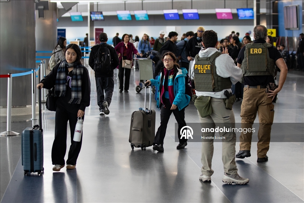 Federal agents patrol JFK airport in NYC