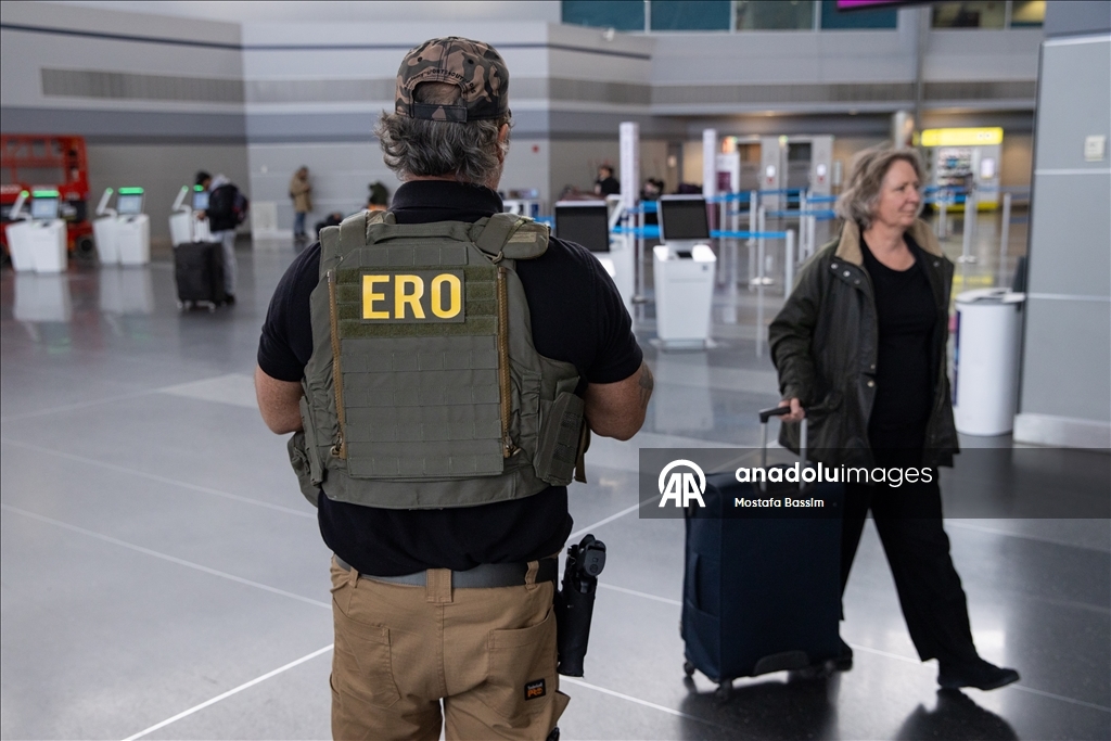 Federal agents patrol JFK airport in NYC