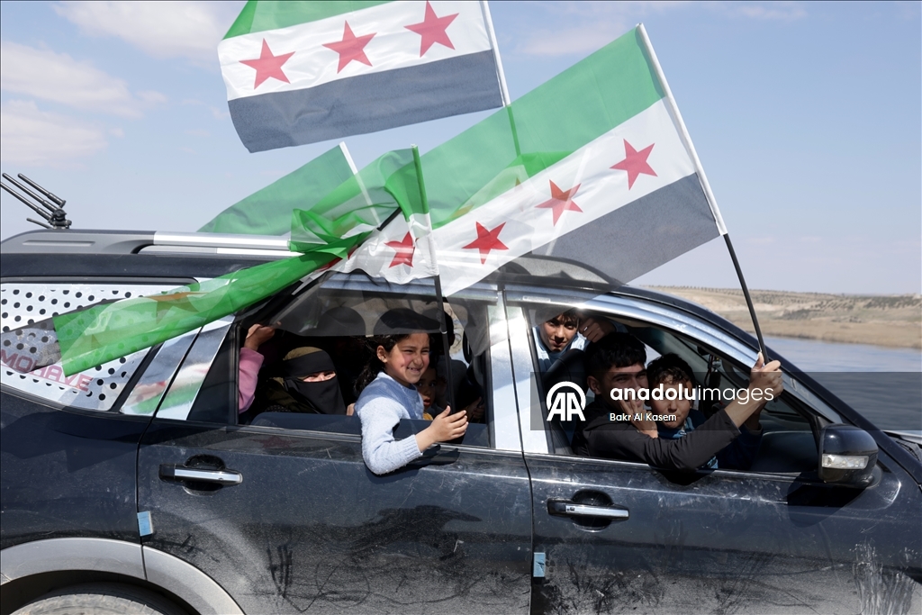 بين الألم والأمل.. أهالي "الشيوخ" السورية ينهون نزوح 12 عاما