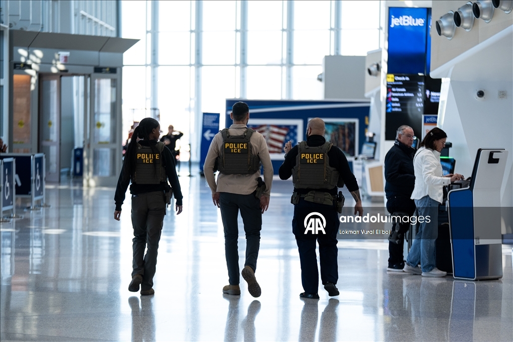 ABD’de Newark Liberty Uluslararası Havalimanı’na ICE ekipleri sevk edildi