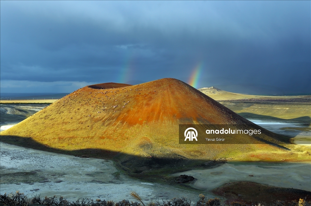 Весенняя красота озера Меке