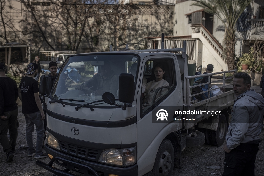 İsrail ordusu, Lübnan'ın güneyinde Nebatiye ilindeki beldelere hava saldırıları düzenledi