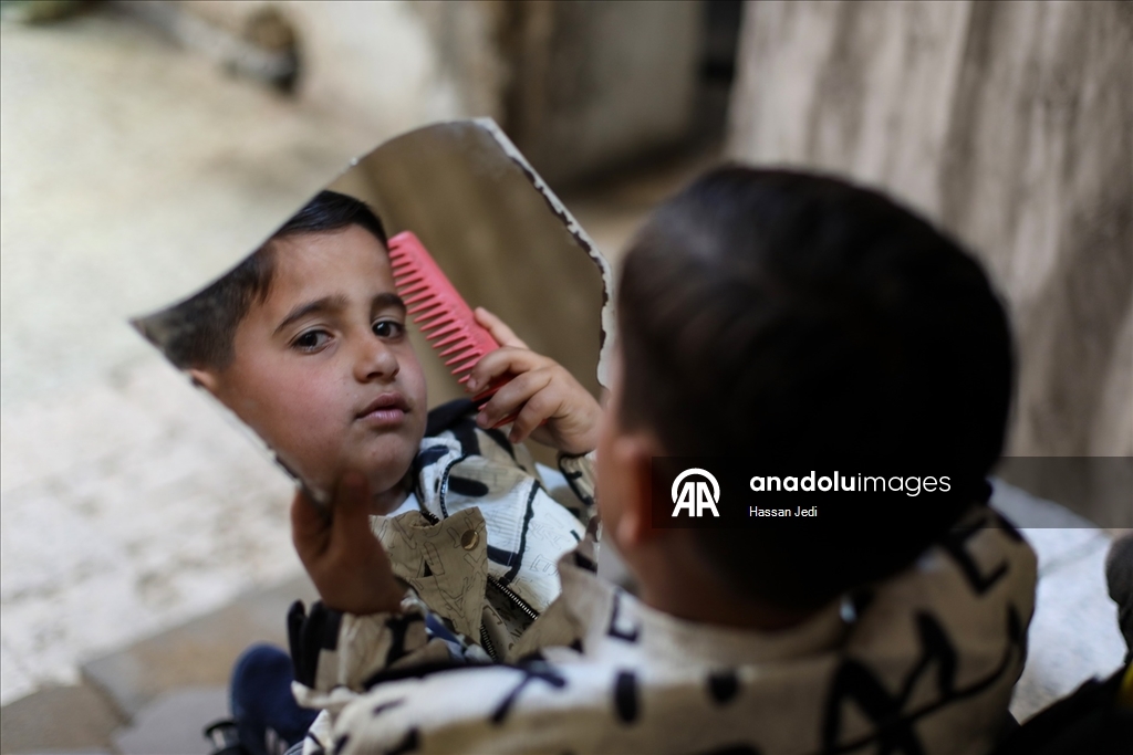 İsrail saldırıları sonucu yaralanan Filistinli çocuk, tekerlekli sandalyeye mahkum kaldı