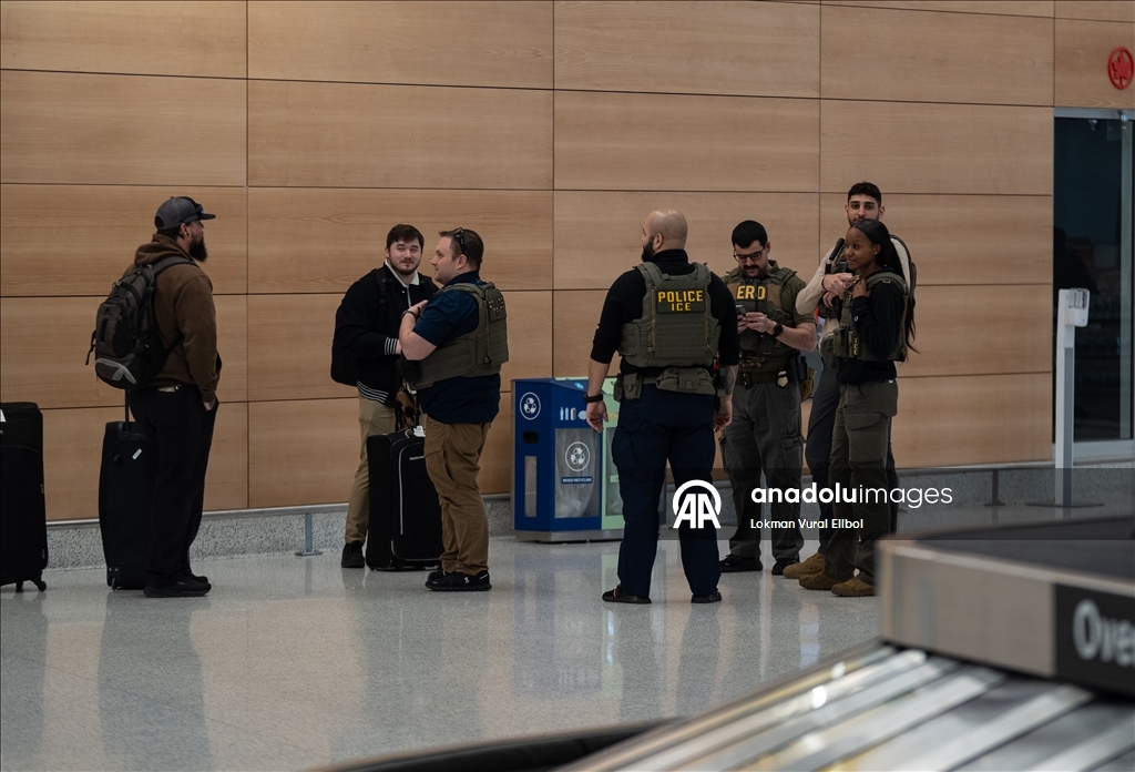 ABD’de Newark Liberty Uluslararası Havalimanı’na ICE ekipleri sevk edildi