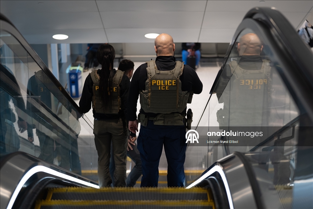 ABD’de Newark Liberty Uluslararası Havalimanı’na ICE ekipleri sevk edildi