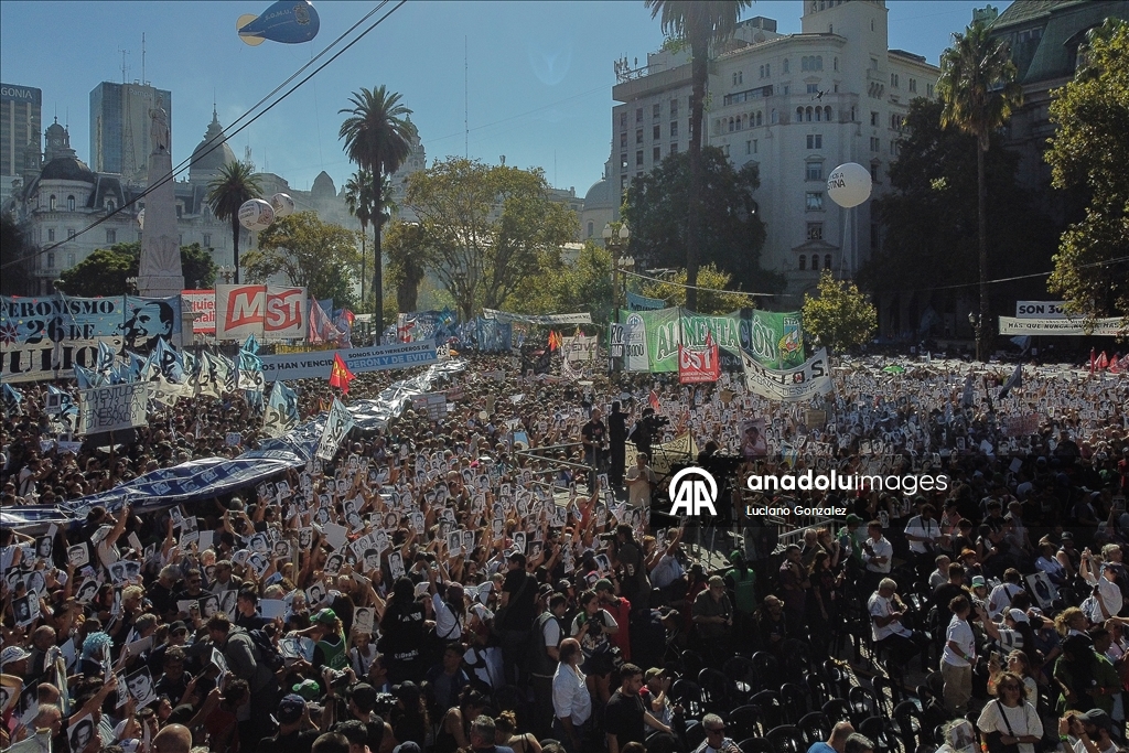 Thousands mark 50th anniversary of Argentina coup in Buenos Aires