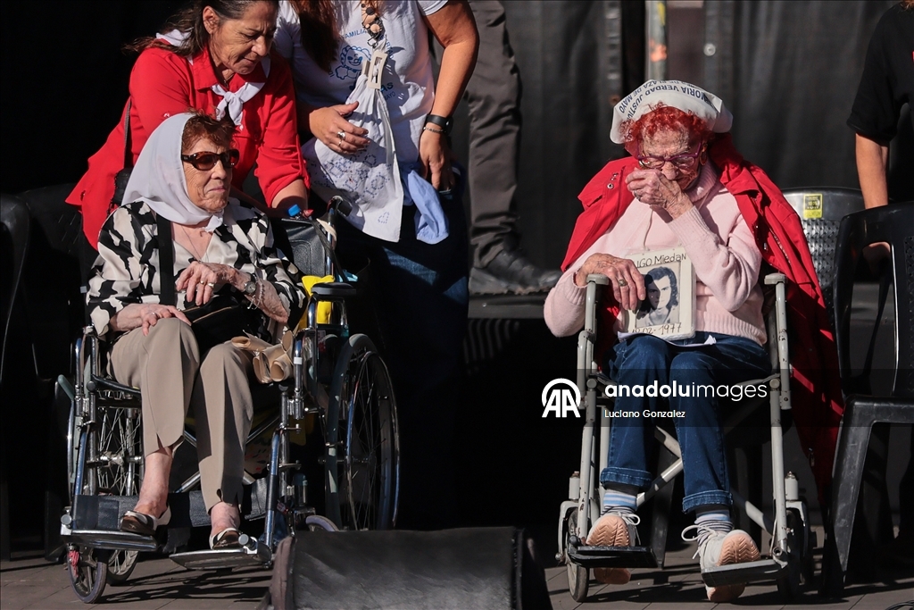 Thousands mark 50th anniversary of Argentina coup in Buenos Aires