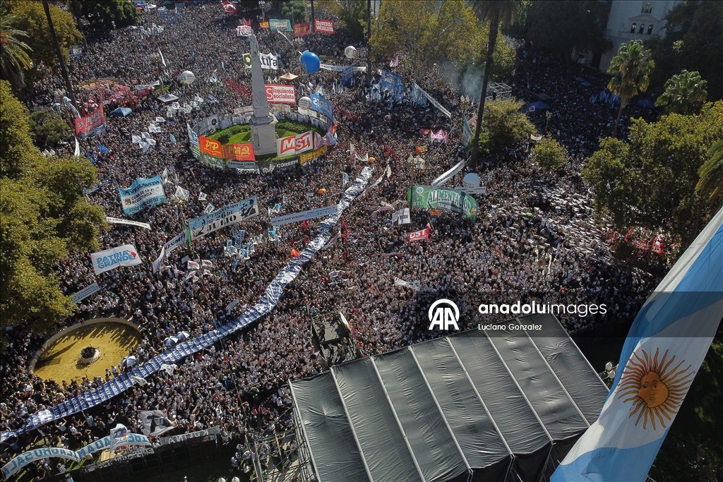 Thousands mark 50th anniversary of Argentina coup in Buenos Aires