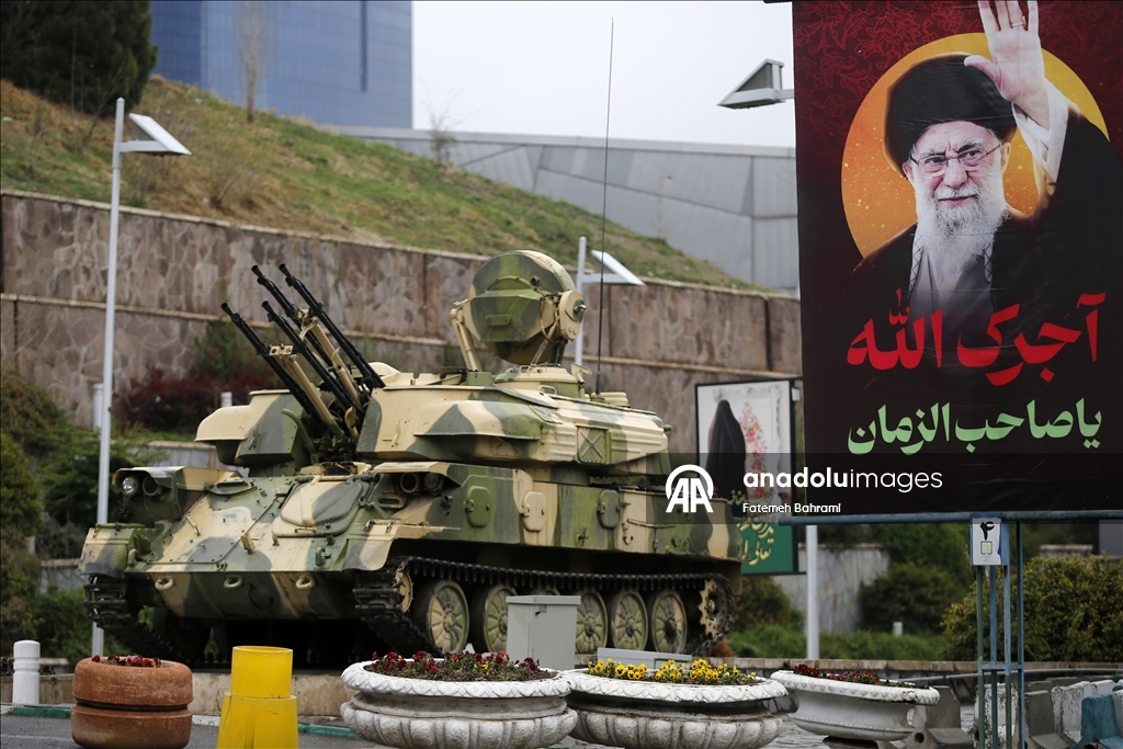 Iran predstavlja vojni arsenal domaće proizvodnje u Teheranu