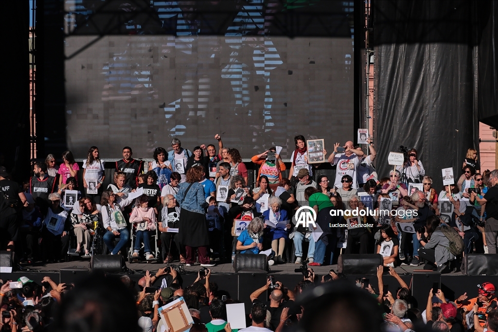 Thousands mark 50th anniversary of Argentina coup in Buenos Aires