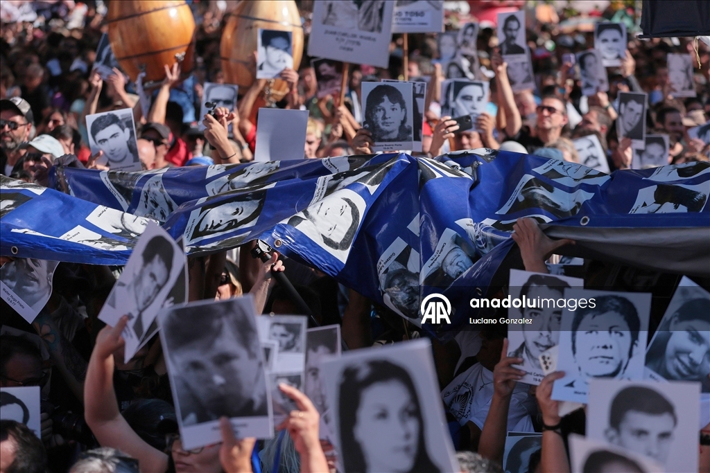 Thousands mark 50th anniversary of Argentina coup in Buenos Aires
