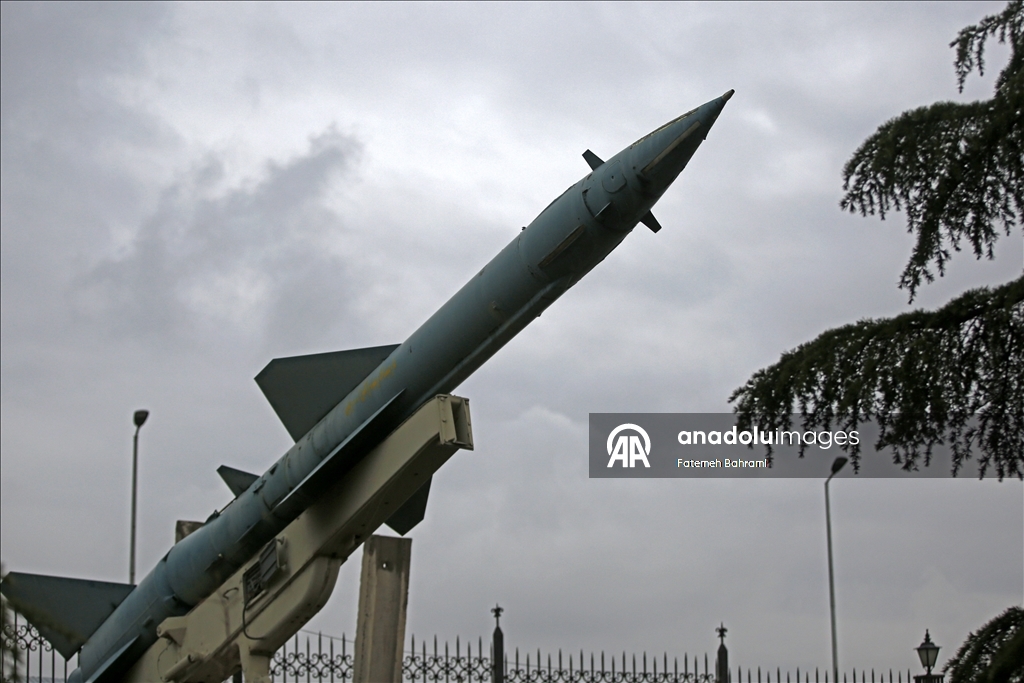 Iran predstavlja vojni arsenal domaće proizvodnje u Teheranu