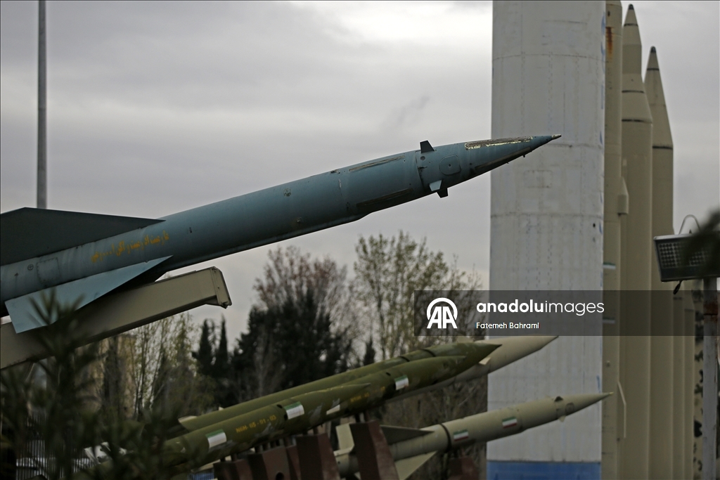 Iran predstavlja vojni arsenal domaće proizvodnje u Teheranu