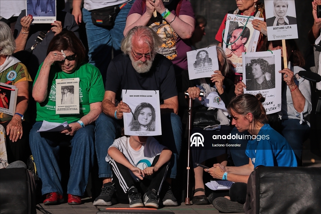 Thousands mark 50th anniversary of Argentina coup in Buenos Aires