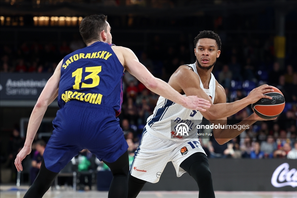 FC Barcelona v Anadolu Efes - EuroLeague