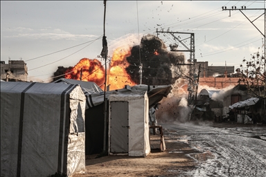 После нападения Израиля на Дейр-Белах поднялись пламя