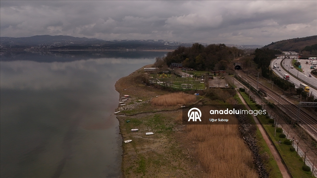 Yağışlar ve alternatif kaynaklarla beslenen Sapanca Gölü'nde kuraklığın izleri siliniyor