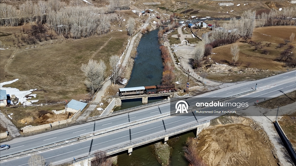 Artan yağışlar "Van Gölü'nün incileri"nin üreme dönemini sorunsuz geçirmesini sağlayacak