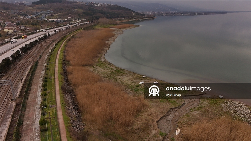 Yağışlar ve alternatif kaynaklarla beslenen Sapanca Gölü'nde kuraklığın izleri siliniyor