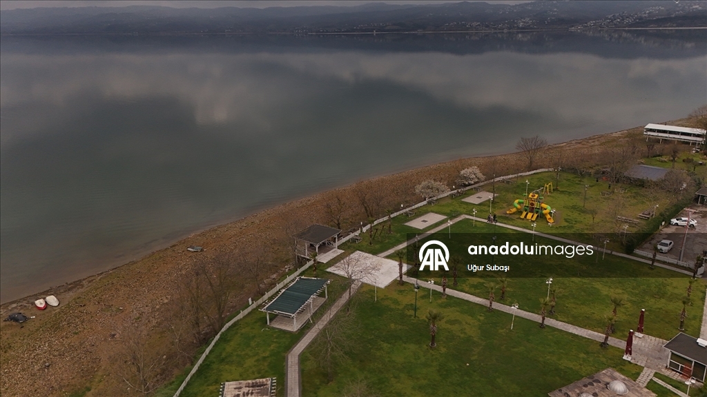 Yağışlar ve alternatif kaynaklarla beslenen Sapanca Gölü'nde kuraklığın izleri siliniyor