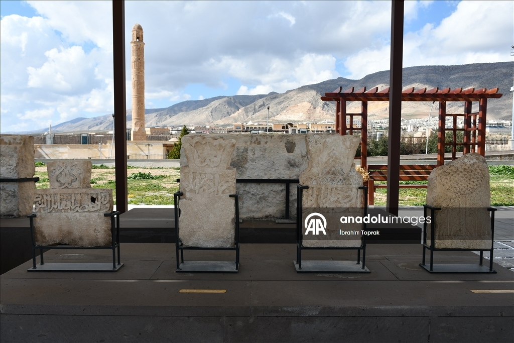 147 исторических артефактов, обнаруженных в Хасанкейфе, впервые представлены публике