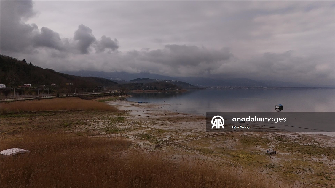 Yağışlar ve alternatif kaynaklarla beslenen Sapanca Gölü'nde kuraklığın izleri siliniyor