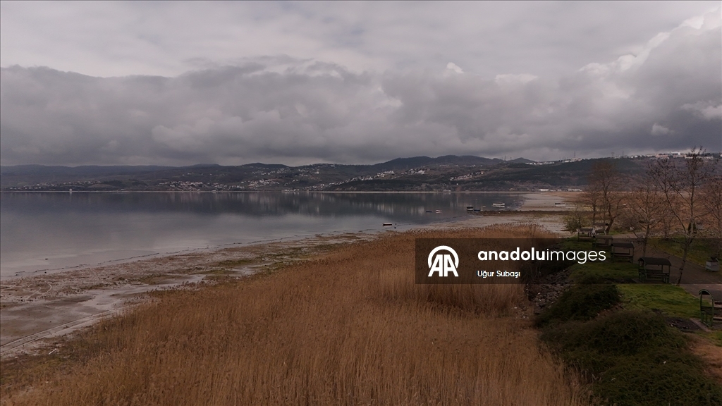 Yağışlar ve alternatif kaynaklarla beslenen Sapanca Gölü'nde kuraklığın izleri siliniyor