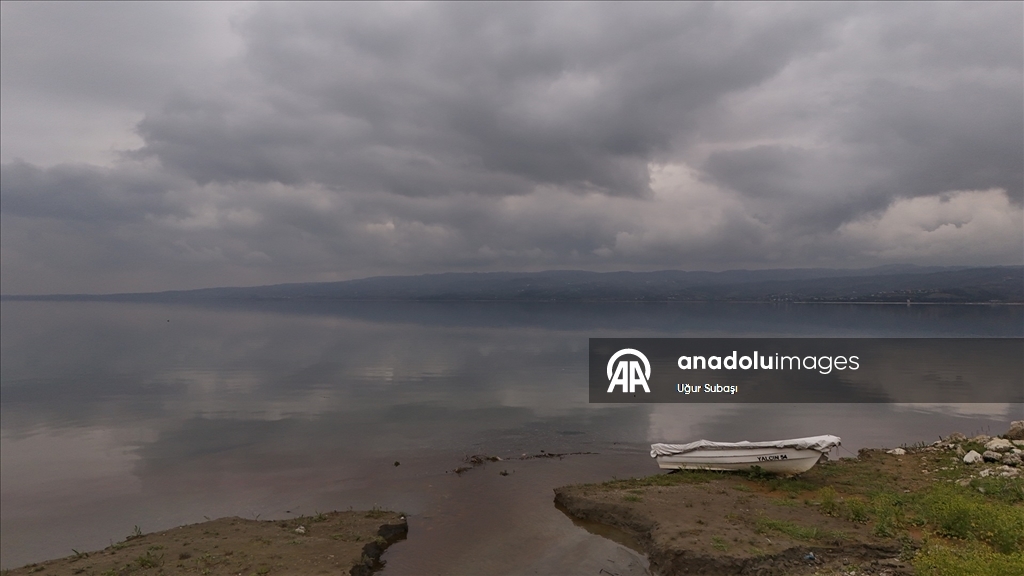 Yağışlar ve alternatif kaynaklarla beslenen Sapanca Gölü'nde kuraklığın izleri siliniyor