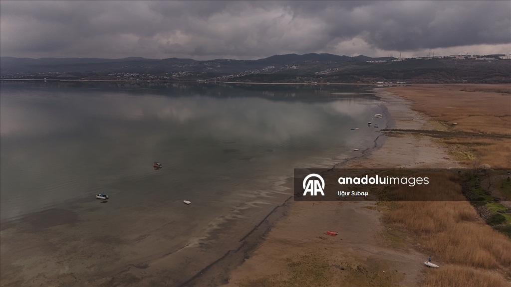 Yağışlar ve alternatif kaynaklarla beslenen Sapanca Gölü'nde kuraklığın izleri siliniyor