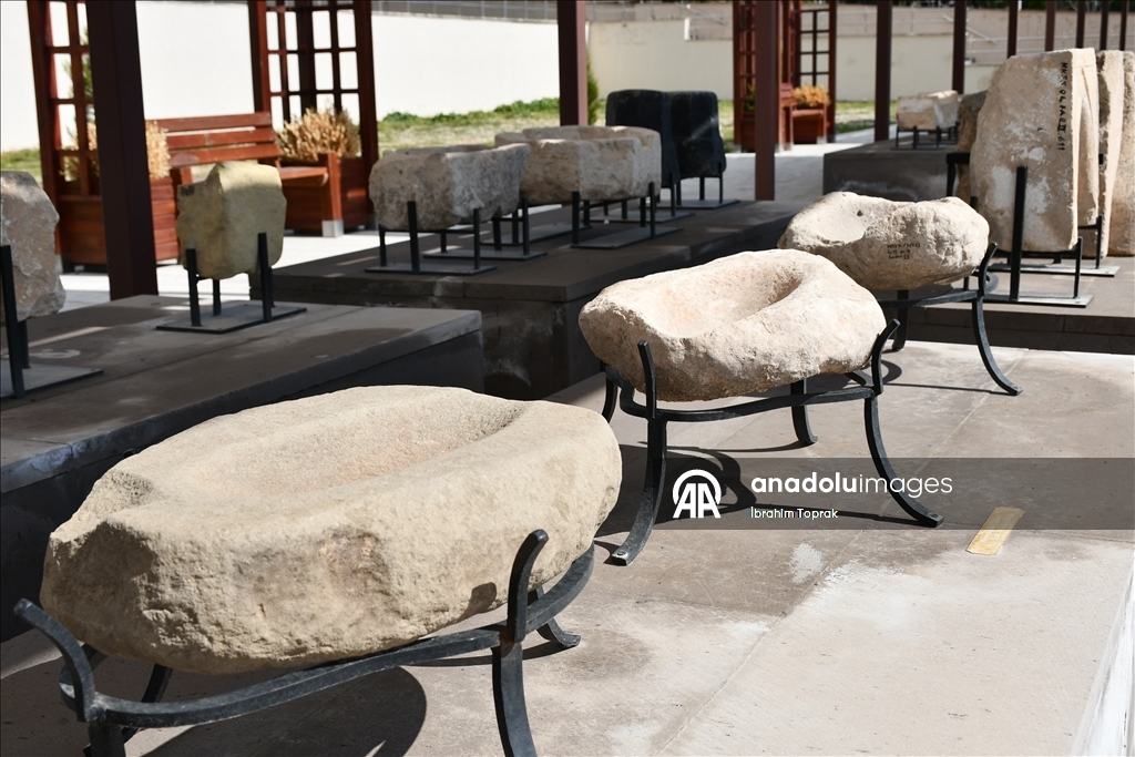 147 исторических артефактов, обнаруженных в Хасанкейфе, впервые представлены публике