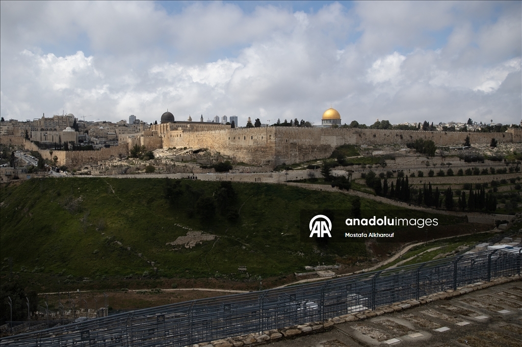 للجمعة الرابعة.. إسرائيل تمنع الصلاة في المسجد الأقصى