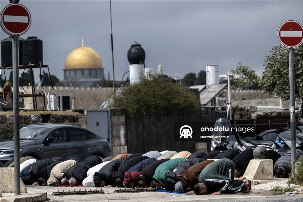 للجمعة الرابعة.. إسرائيل تمنع الصلاة في المسجد الأقصى