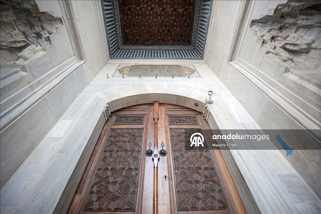 Bursa'daki 2. Murad Camisi'nde 600 yıllık havuz kalıntısı ortaya çıkarıldı