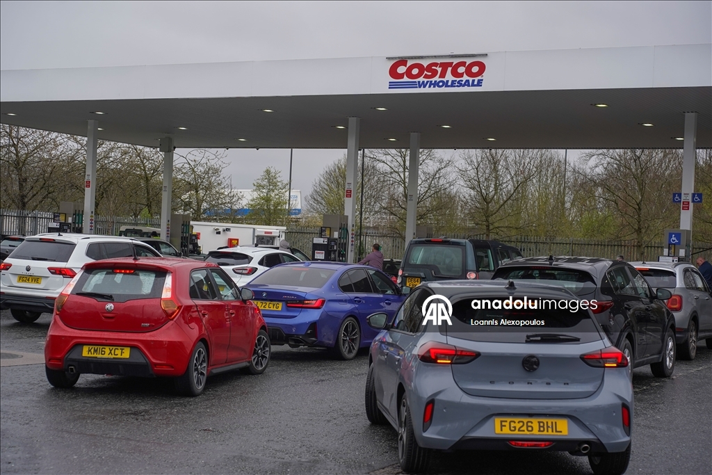 Сбои в работе Ормузского пролива привели к ажиотажу на заправочных станциях в Великобритании