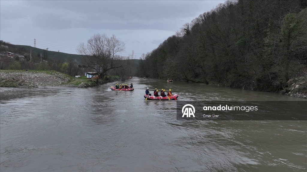 Melen Çayı'nda rafting sezonu açıldı