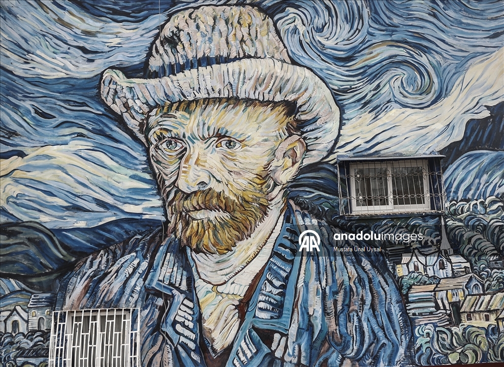 Zgrade ukrašene remek-djelima poznatih slikara donijele boje u Mersin