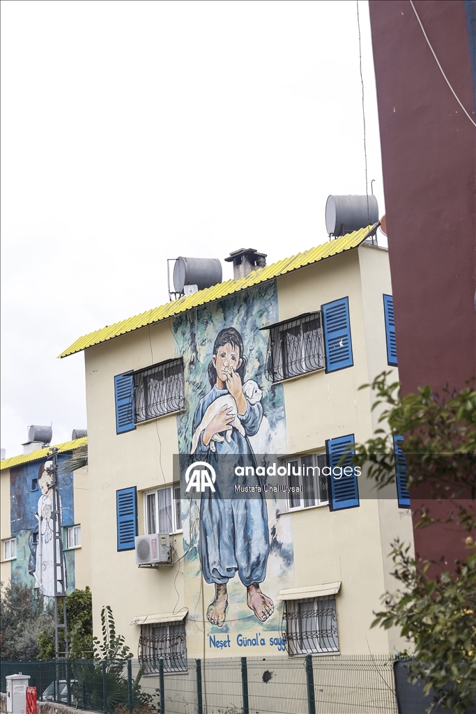 Zgrade ukrašene remek-djelima poznatih slikara donijele boje u Mersin