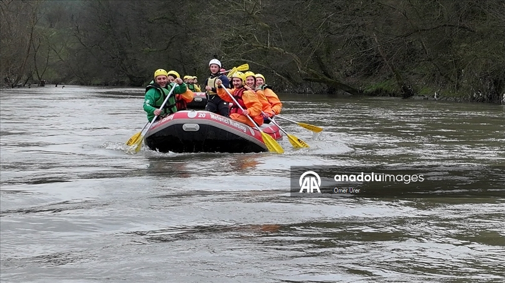 Melen Çayı'nda rafting sezonu açıldı