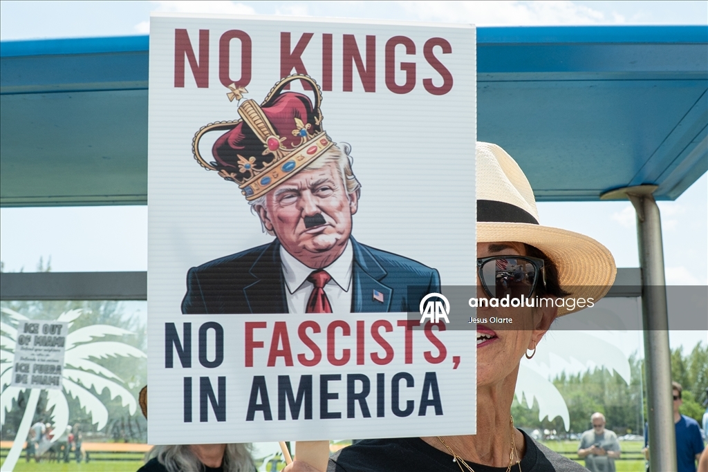 ‘No Kings’ rally draws dozens of protesters in Miami