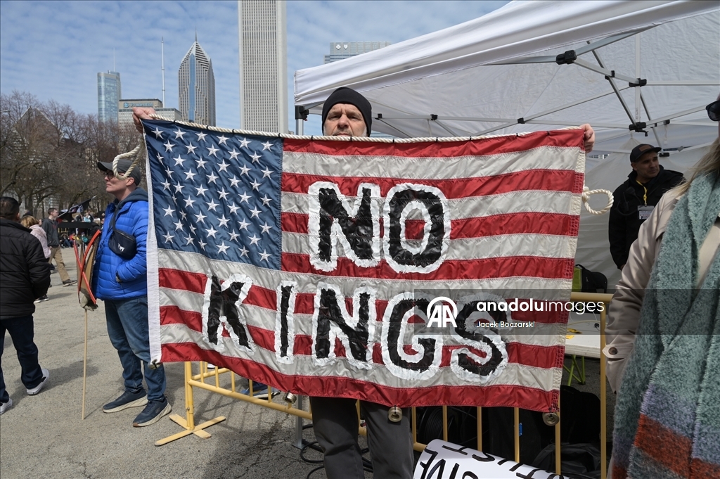 No Kings protest in Chicago against Trump administration