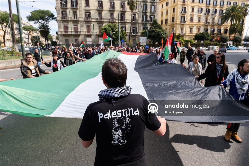 Napoli’de Gazze’ye giden filo için destek gösterisi düzenlendi  