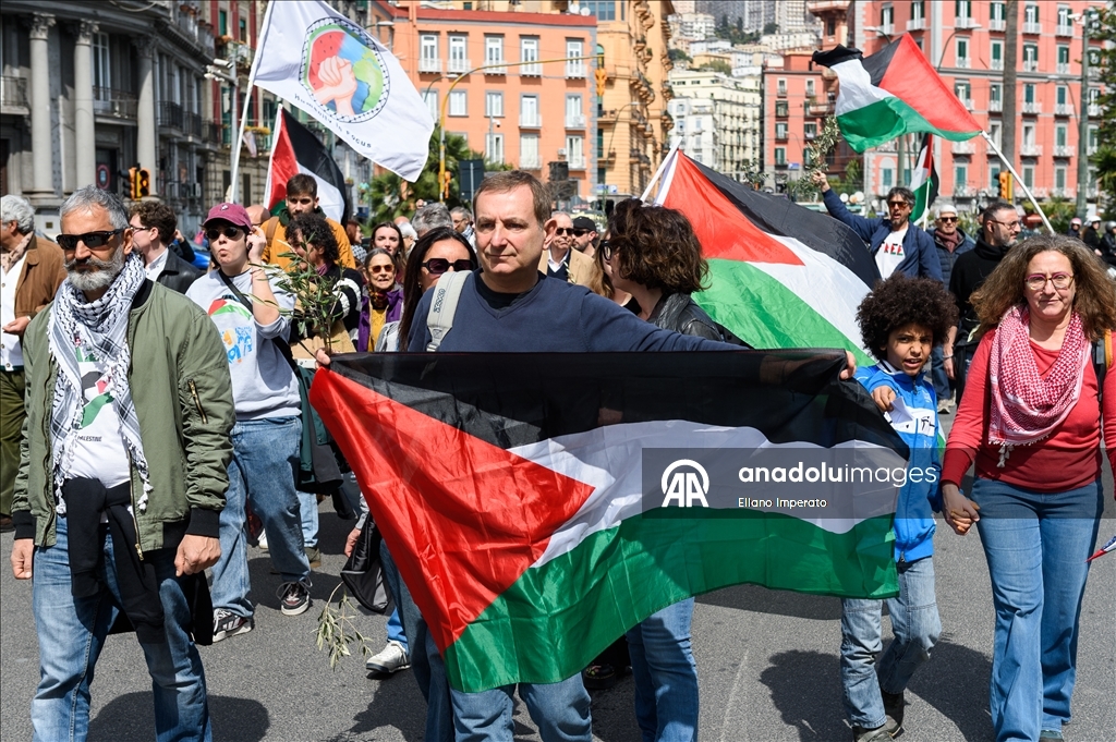 Napoli’de Gazze’ye giden filo için destek gösterisi düzenlendi  