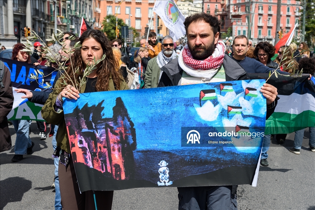 Napoli’de Gazze’ye giden filo için destek gösterisi düzenlendi  