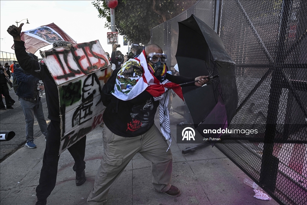 В Лос-Анджелесе прошла акция No Kings («Нет королям»)