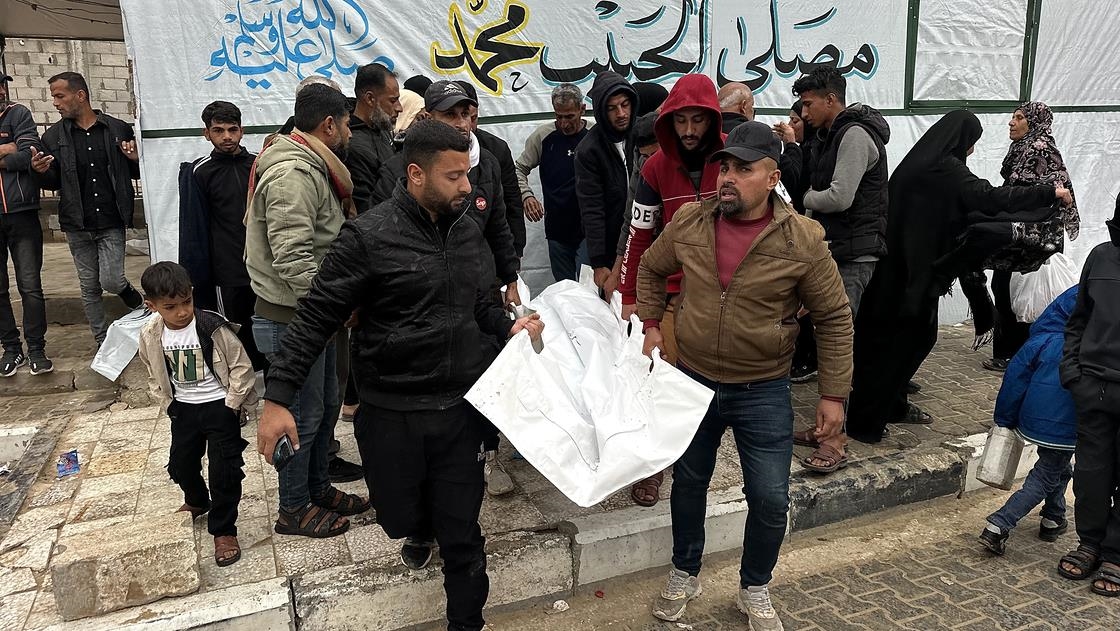 İsrail, ateşkese rağmen Gazze'ye yönelik saldırılarını sürdürüyor