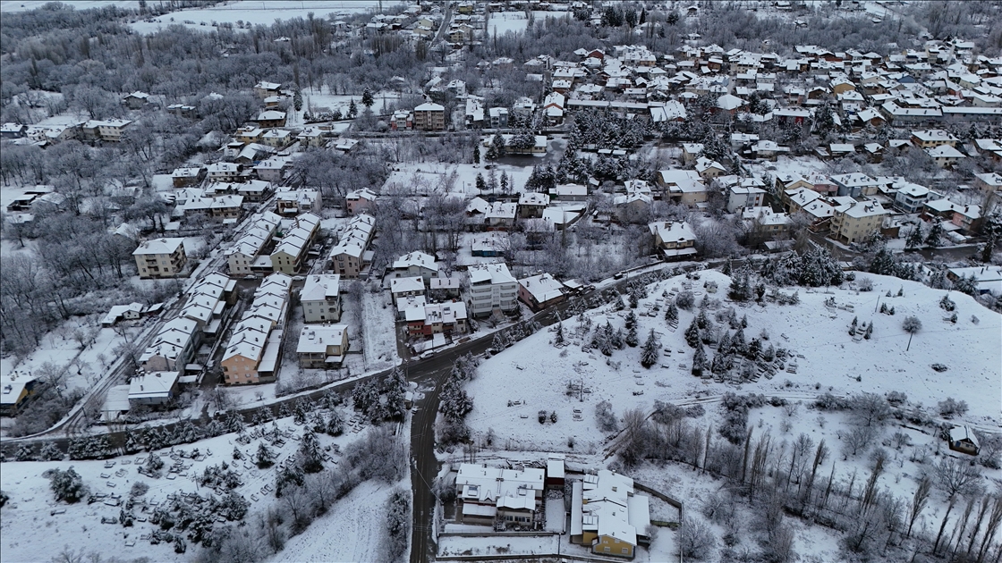 Isparta'da kar manzaraları havadan görüntülendi