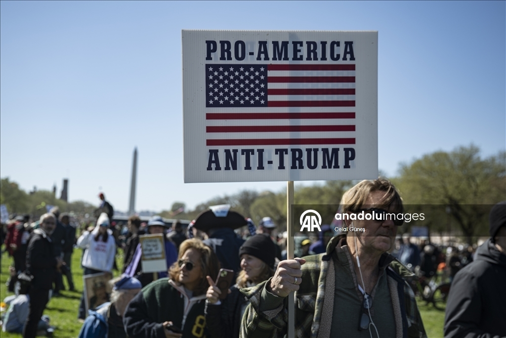 В США прошли многотысячные протесты против политики Трампа 4