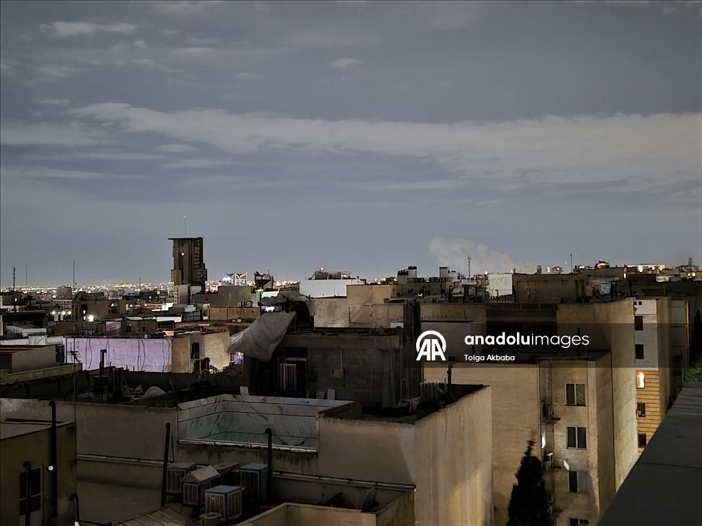 В столице Ирана Тегеране прогремели взрывы на фоне американо-израильских атак