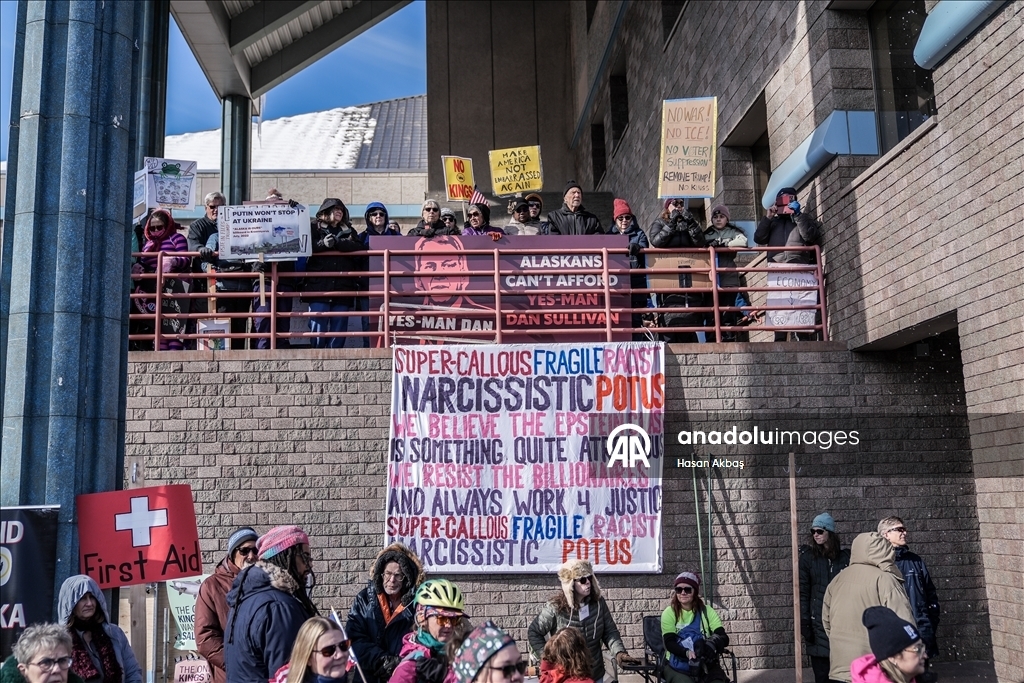 В США прошли многотысячные протесты против политики Трампа 9